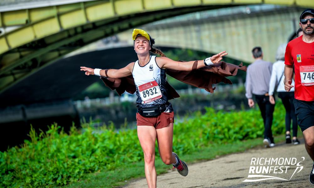 WWF runner at Richmond Bridge