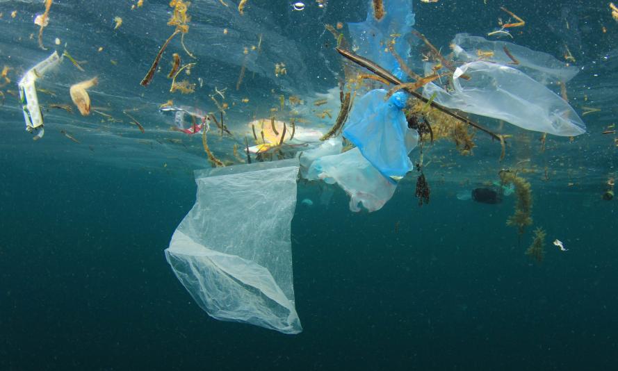 Plastic ocean pollution